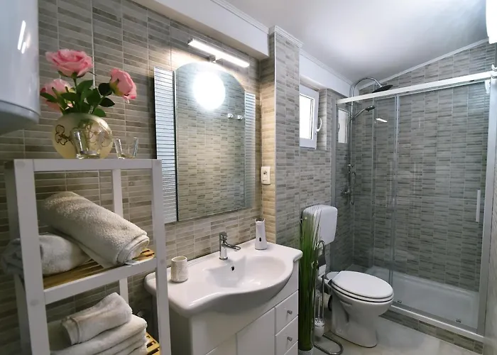 Sea La Vie Apartment